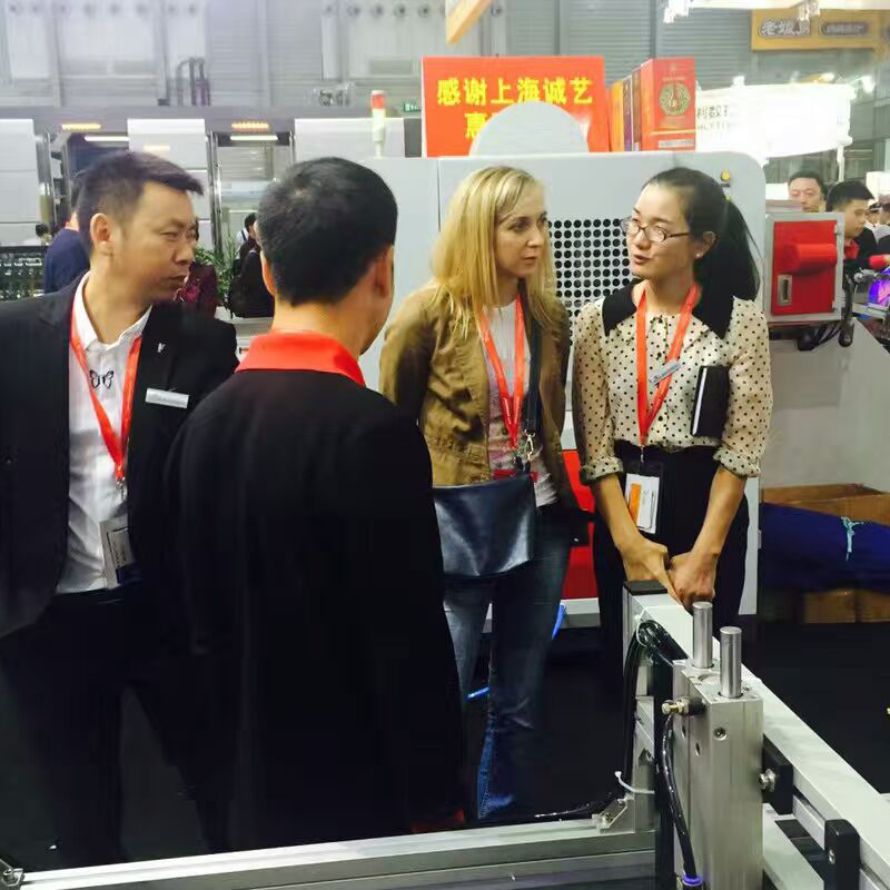 寧波自動(dòng)禮品盒組裝設(shè)備