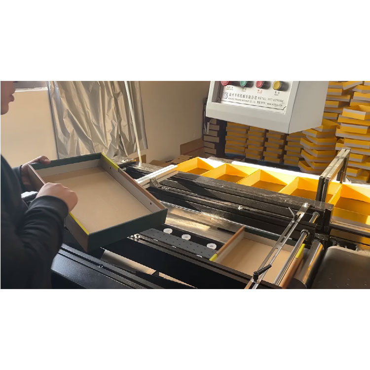 寧波全自動(dòng)天地蓋組裝機(jī)