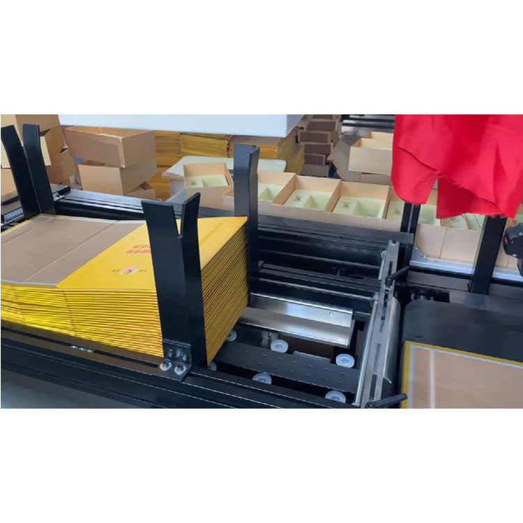 寧波全自動(dòng)禮盒組裝機(jī)酒盒組裝機(jī)