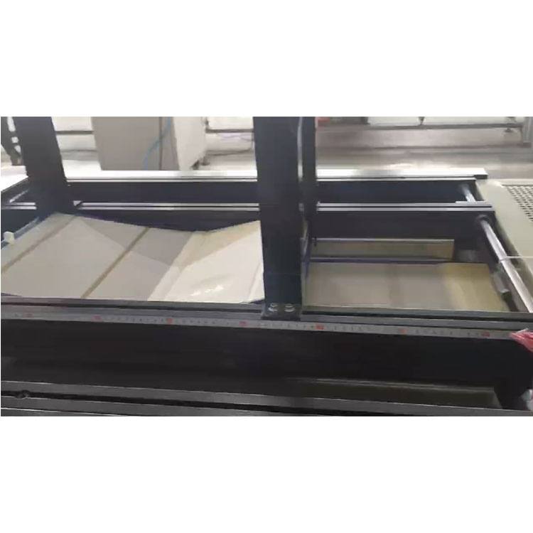 寧波自動(dòng)聯(lián)機(jī)酒盒組裝機(jī)